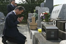 Polisi Jepang Minta...