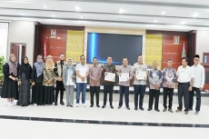 Pelaku UMKM dan Koperasi...