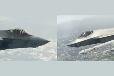 Aksi F-16 TNI AU dan...
