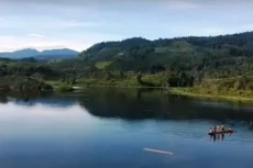 Danau Hantu Pagi Hari...