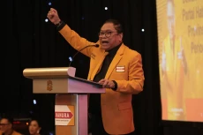Lantik DPD Hanura Jatim,...