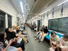 Tarif Rp1 MRT Berlaku...