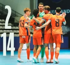 Hasil Four Nations Cup...