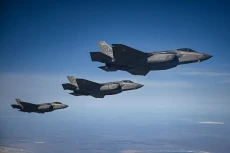 NATO Andalkan Jet Tempur...