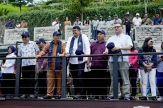Gubernur Bobby Nasution...