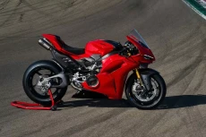 Ducati Kenalkan Motor...