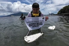 Peringati Hari Maritim...