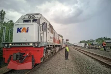 Purwojaya Anjlok di...