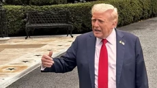 Trump Sangkal Rencana...