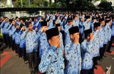 10 Perguruan Tinggi...
