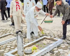 Pemprov Kalsel Peringati...