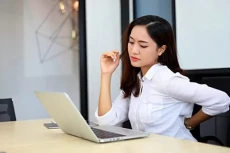 Duduk Terlalu Lama Ternyata...