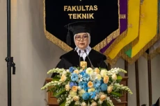 Profil Wiratni Budhijanto...