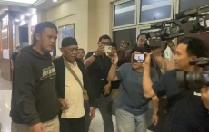 Kakek Alvaro Kiano Datangi...