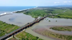 SIG Pasok 10.000 Ton...