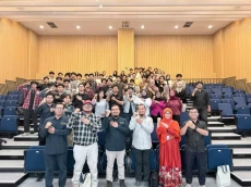Kolaborasi Industri–Kampus:...