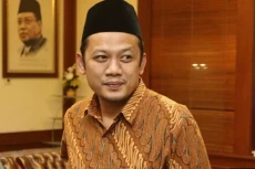 KH Aizzudin Abdurrahman:...