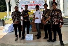 Sandi Rahmat Mandela:...