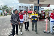 Stok dan Distribusi...