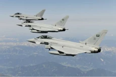 Jet Tempur Arab Saudi...