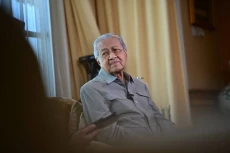 Mahathir Mohamad: Kekacauan...