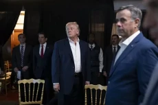 Trump Perintahkan Venezuela...
