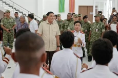 Bangun SDM Unggul di...