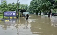 Banjir Setinggi 30 Cm...