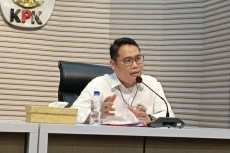 KPK Tetapkan Ketua dan...