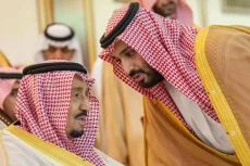 Arab Saudi Kerahkan...