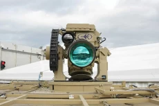 Apakah Senjata Laser...