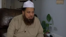 Hendak Salat Maghrib,...