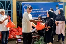 Sandiaga Uno Salurkan...