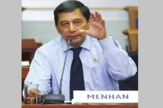 Profil Juwono Sudarsono,...