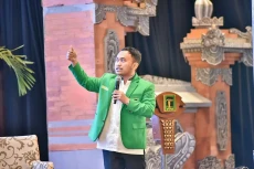 Bantah Isu Pemecatan...