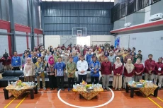 Meriahkan Milad Ke-13,...
