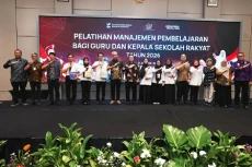 Wamensos: Sekolah Rakyat...