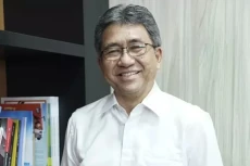 Menjawab Pekerjaan Rumah...