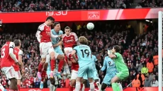 Arsenal Tekuk Burnley...