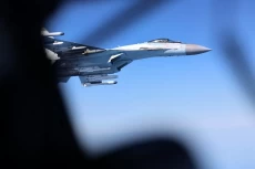 Nyaris Tabrakan, Jet...