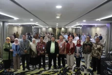 UAI dan University of...