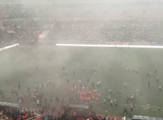 Persib Juara Liga, Duel...