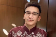 Ruben Onsu Bangun Masjid...