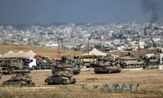 Israel Berencana Perluas...