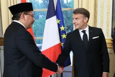 Pertemuan Istana Elysee,...