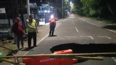 Jalan Ambles di Lenteng...
