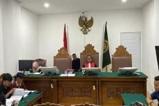 PN Jaksel Gelar Sidang...