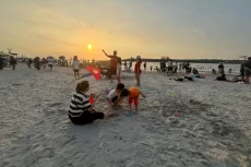 Masuk Ancol Gratis Masuk...
