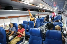 Tiket Kereta Liburan...