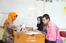 Kemendikdasmen Dukung...